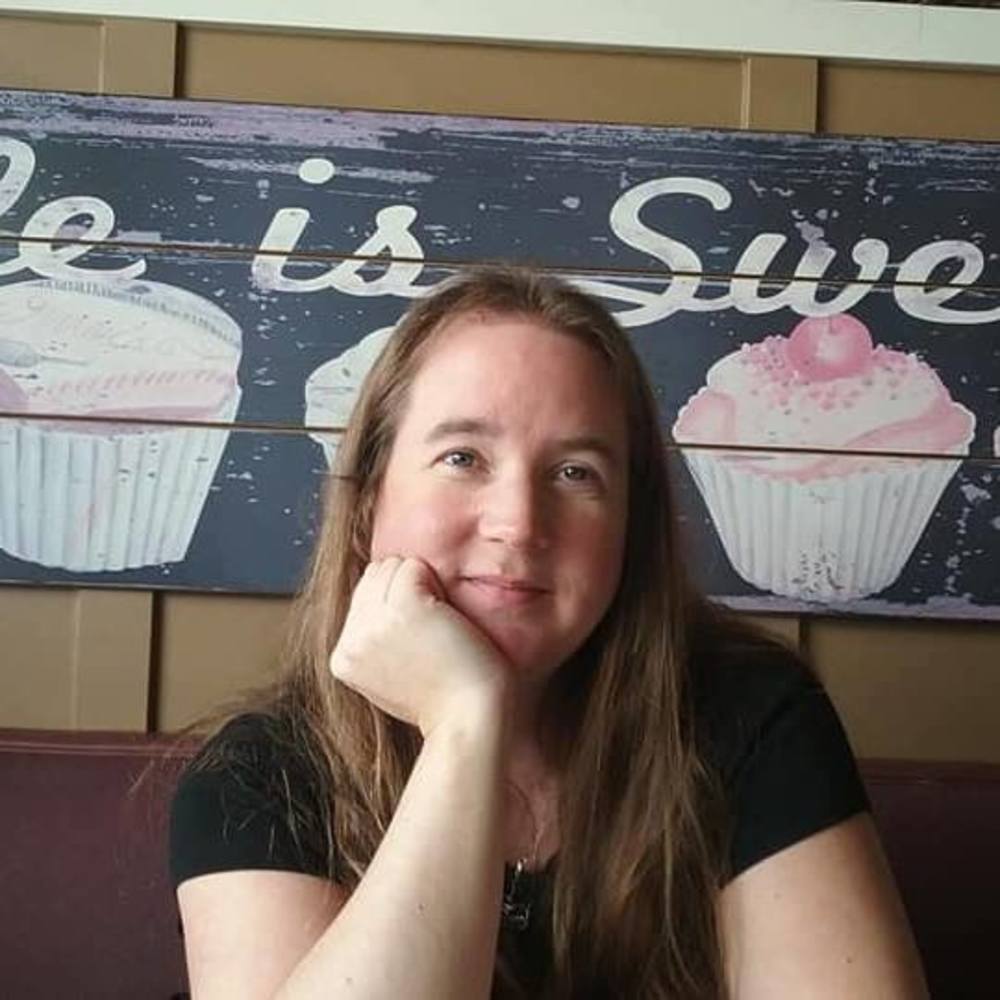 Meet your Posher, Angi